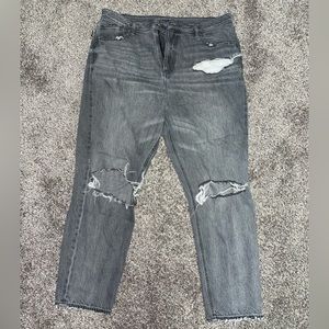 American Eagle Ripped Highest Waist Mom Jean